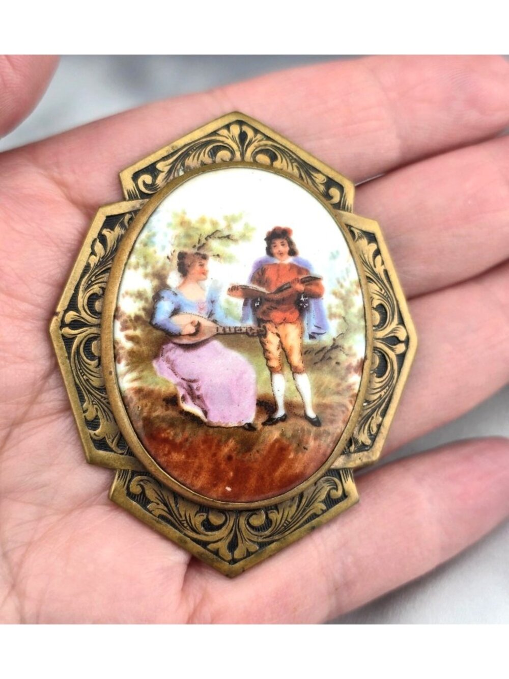 Vintage Hand-Painted Courting Couple Porcelain Brooch Gilded Brass  Romantic